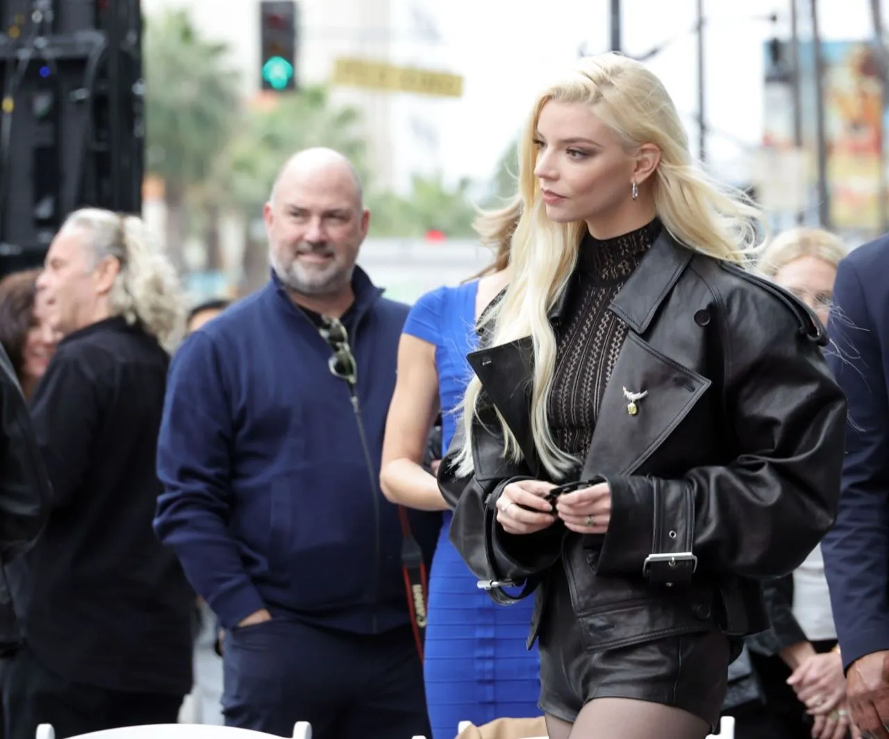 ANYA TAYLOR JOY AT CHRIS HEMSWORTH HOLLYWOOD WALK OF FAME STAR CEREMONY09